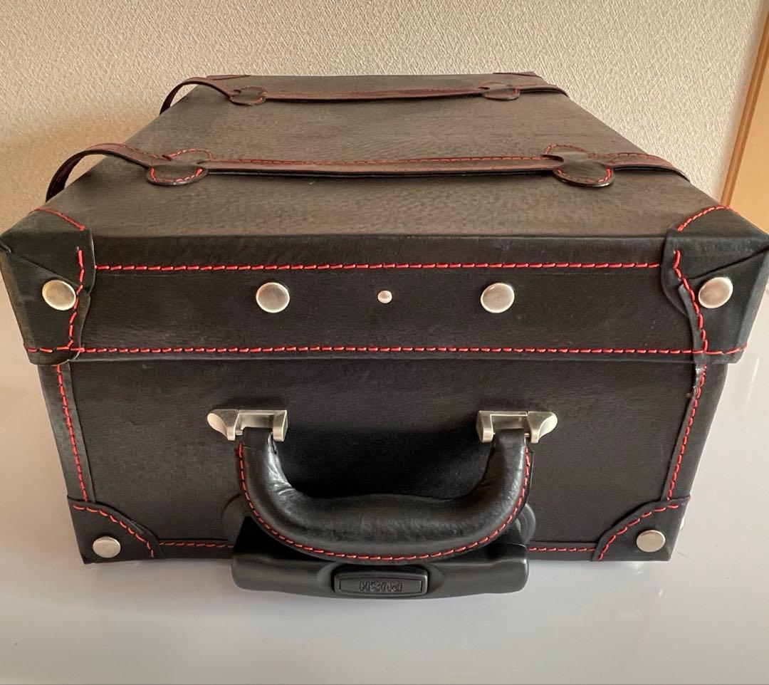 ユーラシア　キャリーケース￼