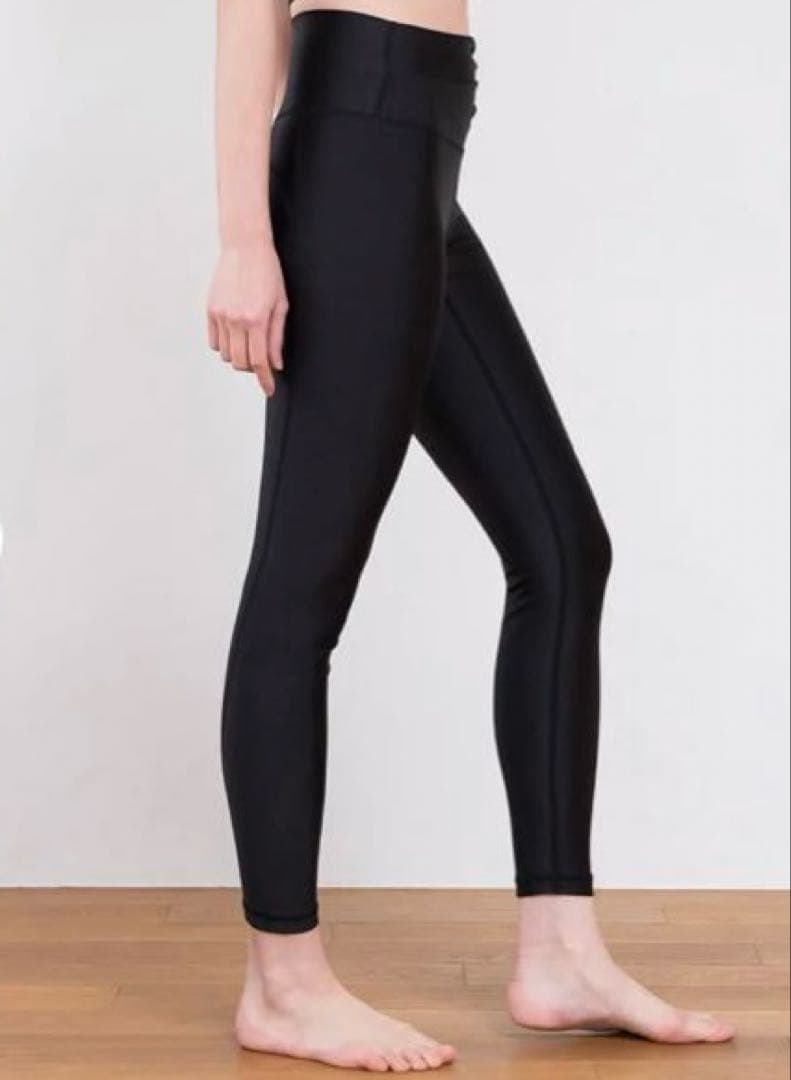 LAVA✳︎SUKALA✳︎レギンス&トップス2点セット◎サイズＳ