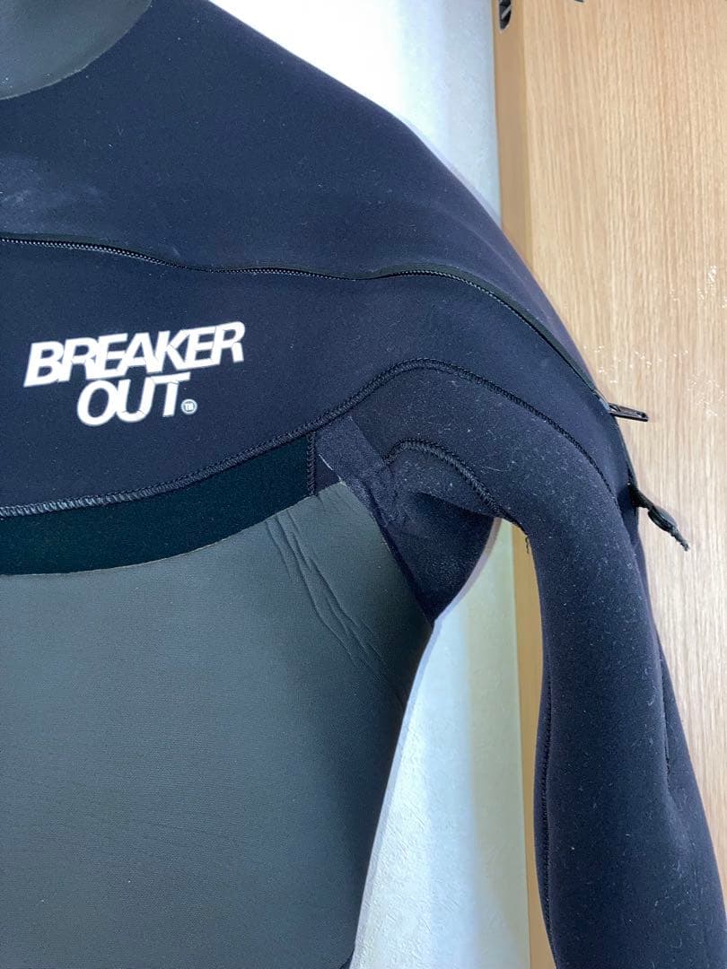 BREAKEROUT フロントロングチェストジップ 5/3mm FULL