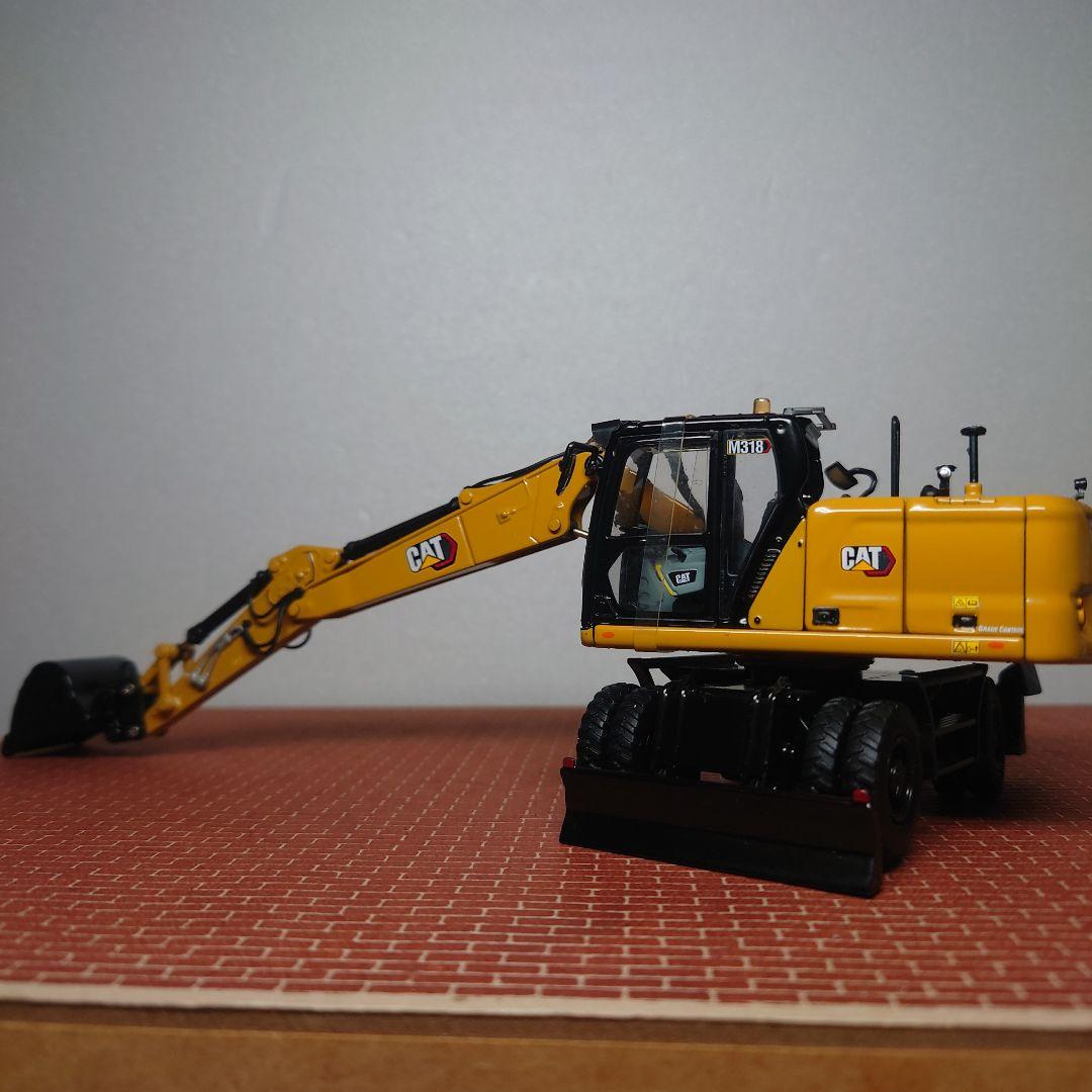CAT M318 WHEELED EXCAVATOR カスタム品 1/50