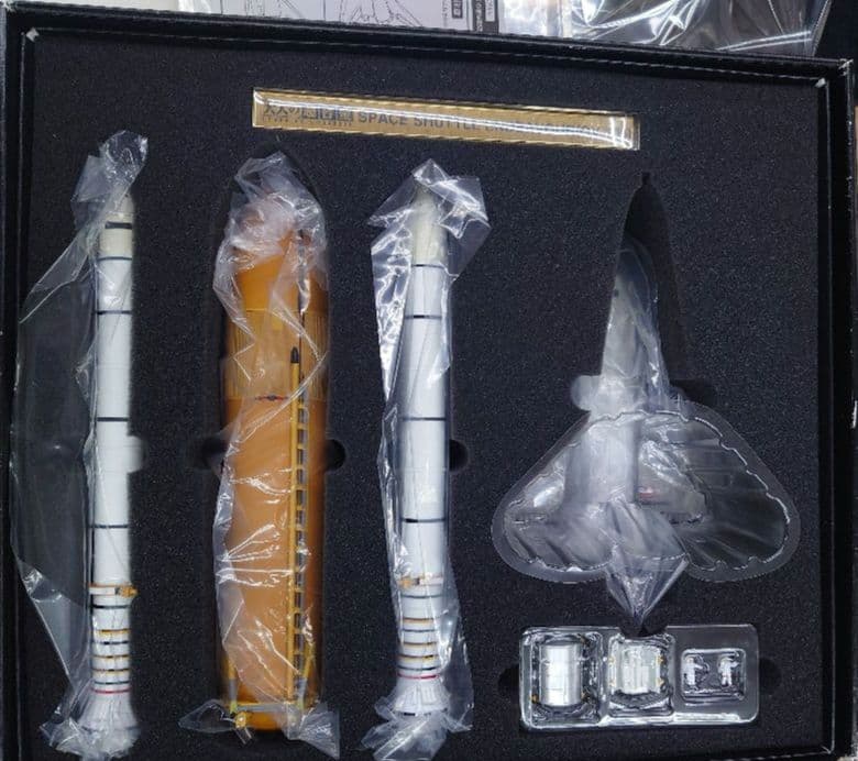 大人の超合金　スペースシャトル　エンデバー号