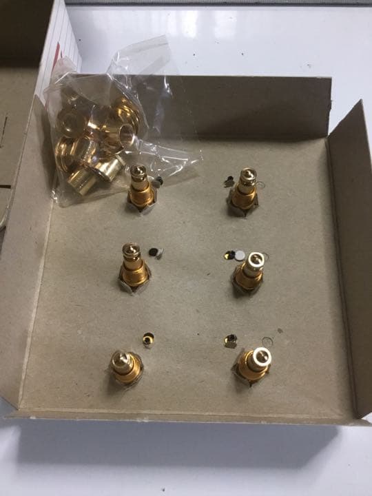 エレキギター用糸巻き(両側タイプ)