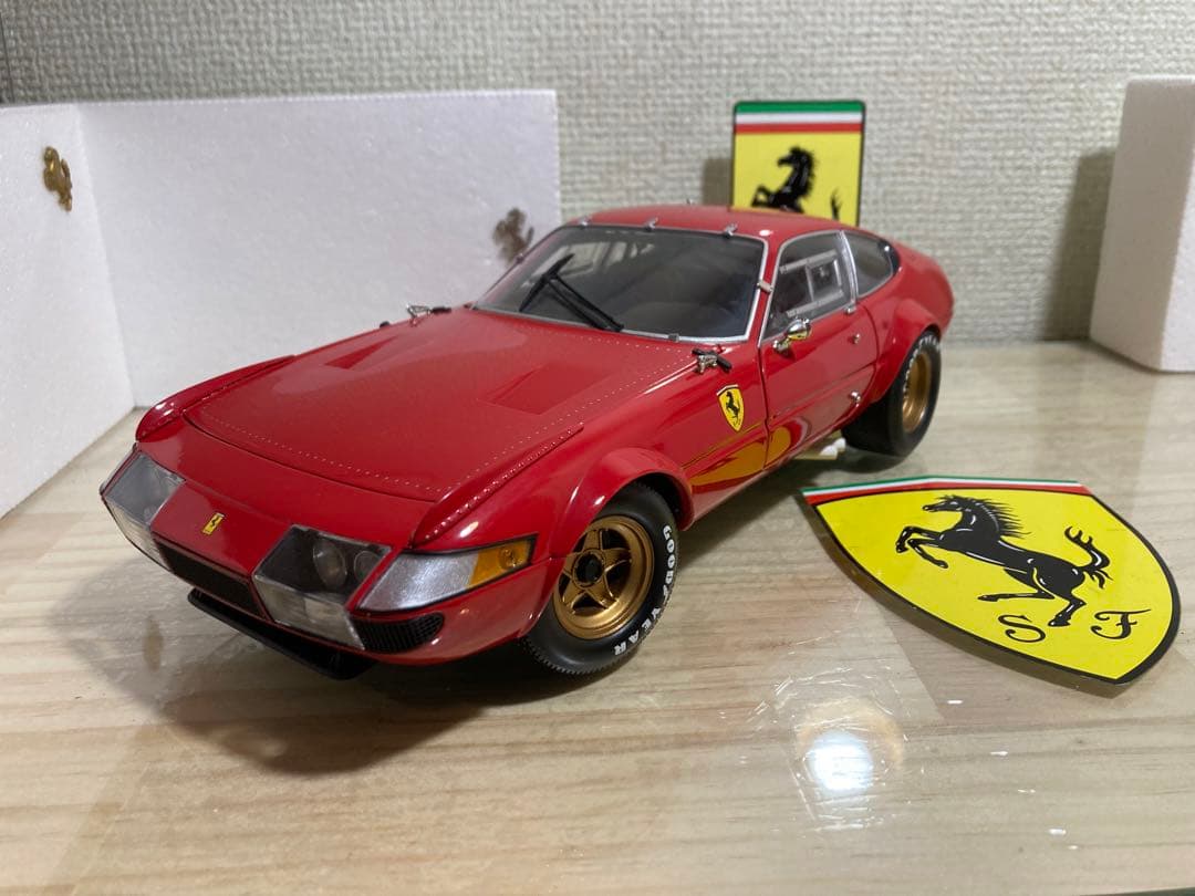ミニカー FERRARI 365 GTB/4 COMPETIZIONE 1:18