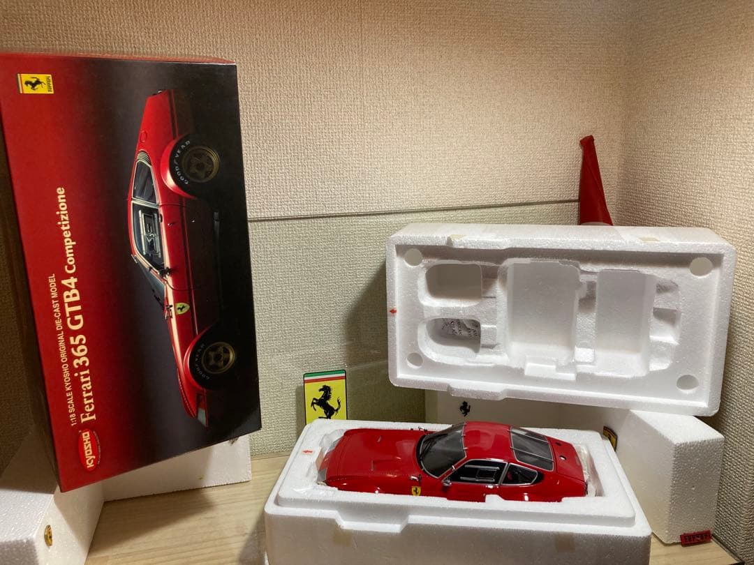 ミニカー FERRARI 365 GTB/4 COMPETIZIONE 1:18