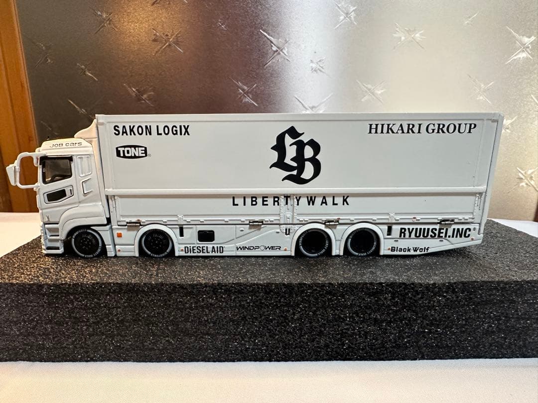 GCD 三菱ふそう リバティーウォーク トラック 1/64 LBWK