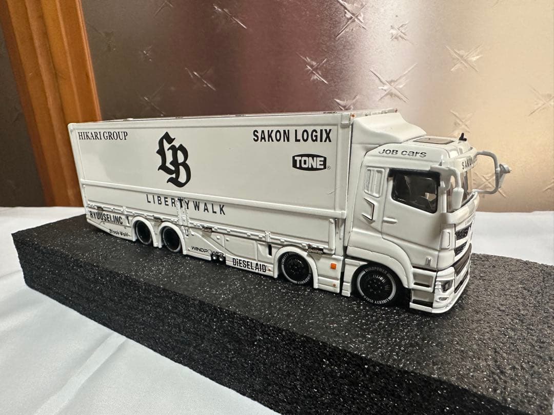 GCD 三菱ふそう リバティーウォーク トラック 1/64 LBWK