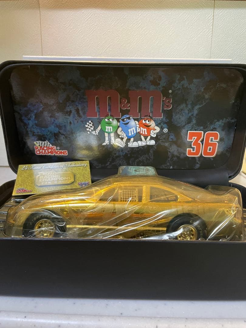 希少！金メッキ！ナスカー　ミニカー　M&M 1/24スケール　24Kゴールド