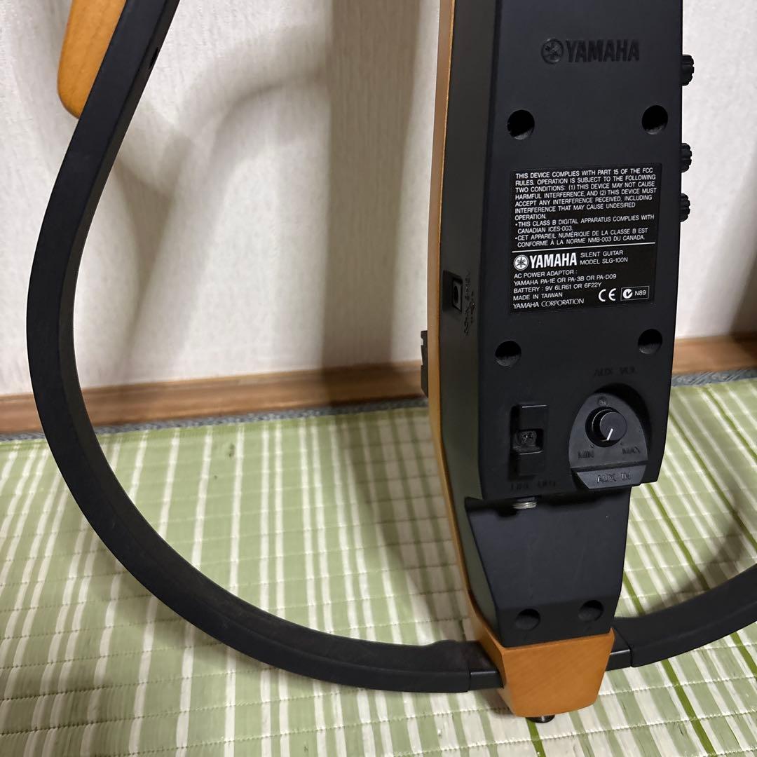 ヤマハ　サイレント ギター　SLG-100N 楽器　エレキギター　ソフトケース