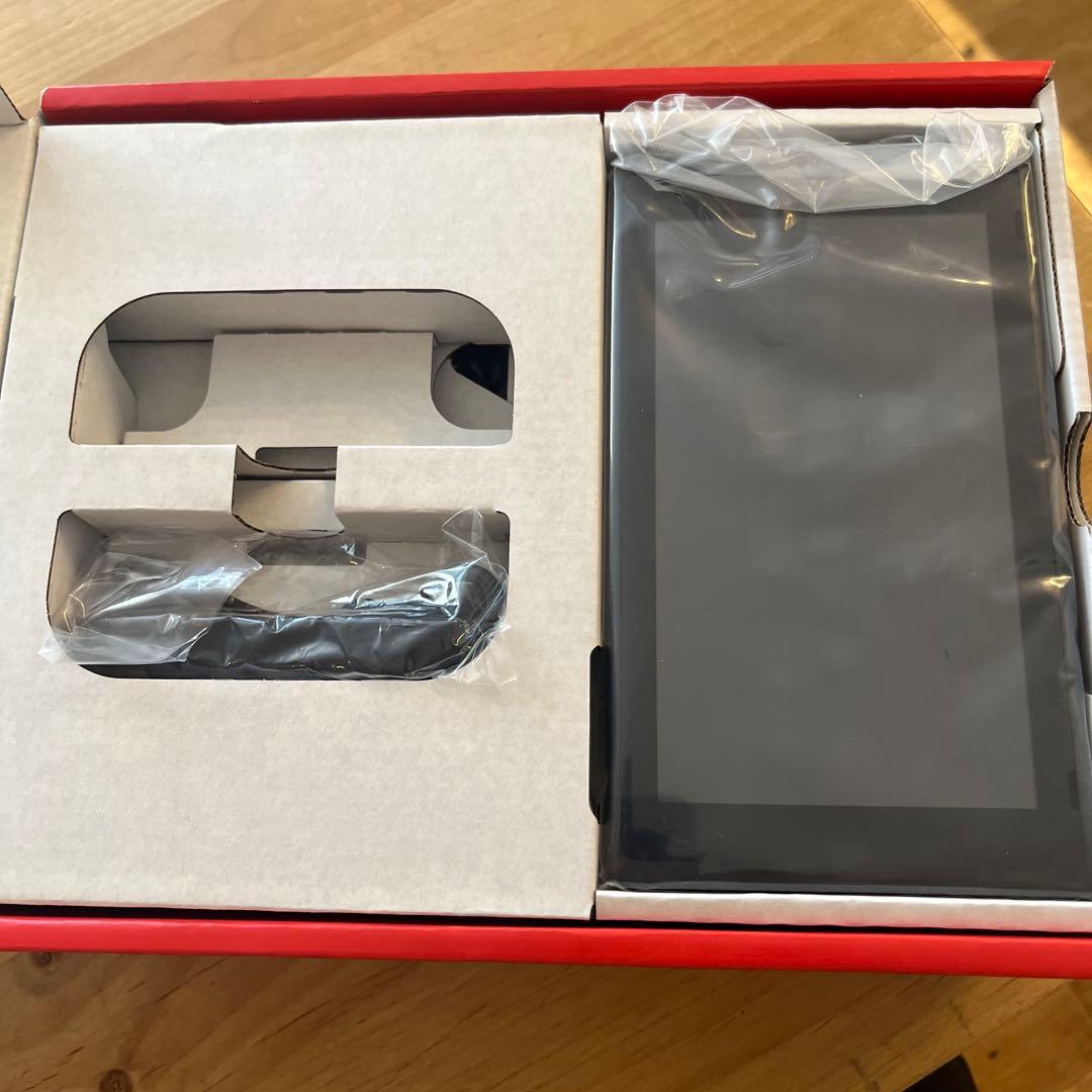 Switch （ほぼ新品）　コントローラーなし