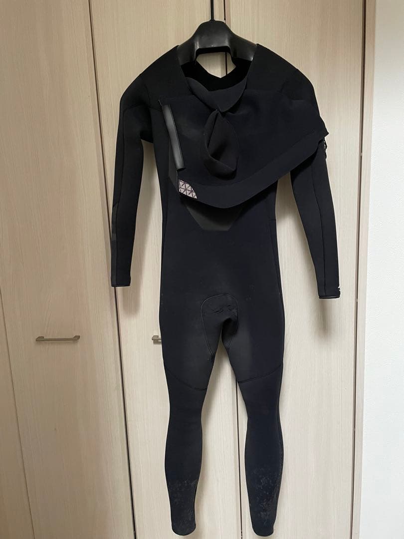 最終値下げ‼️ビラボンセミドライスーツ