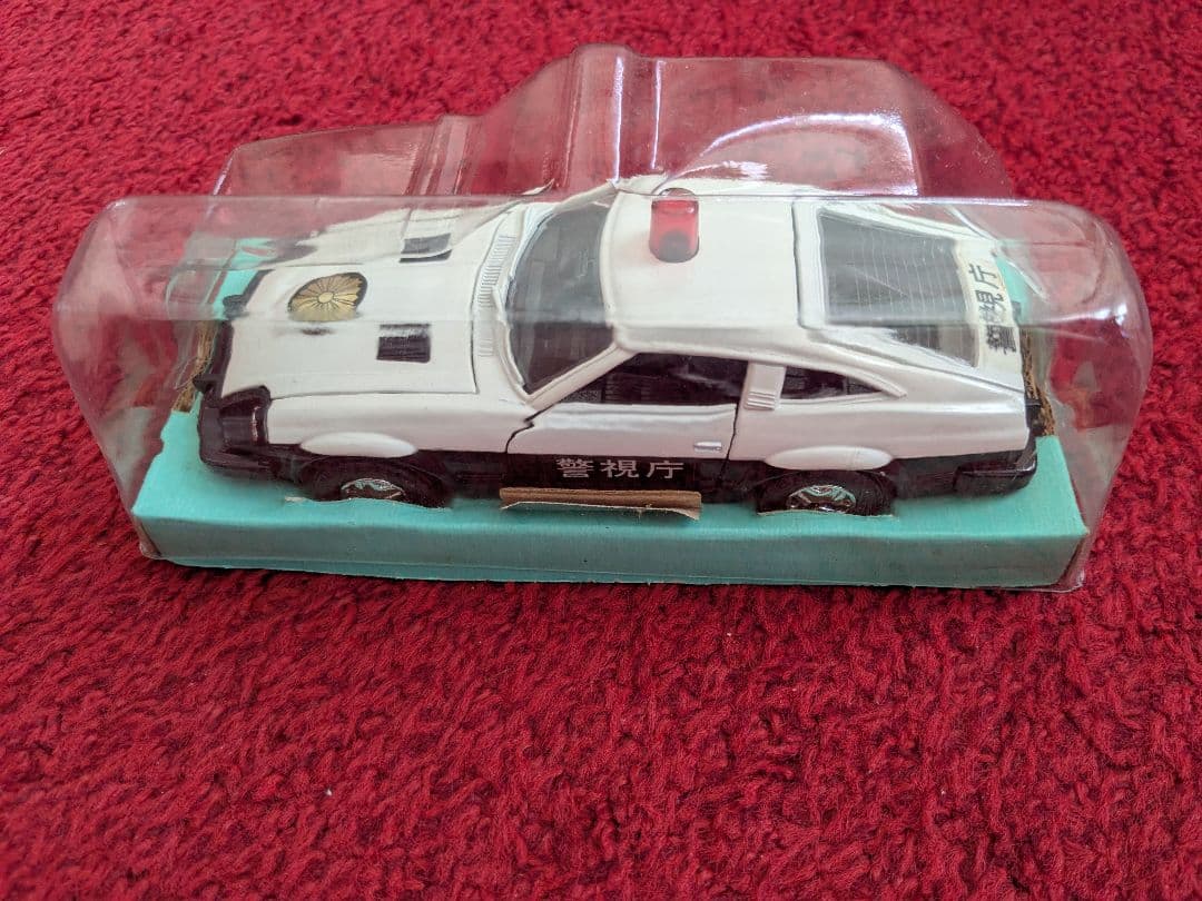 ダイヤペット日産フェアレディパトロールカー