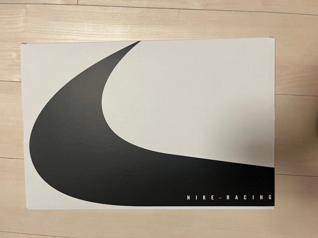 VAPORFLY NEXT%4 27.5、ヴェイパーフライ4 27.5