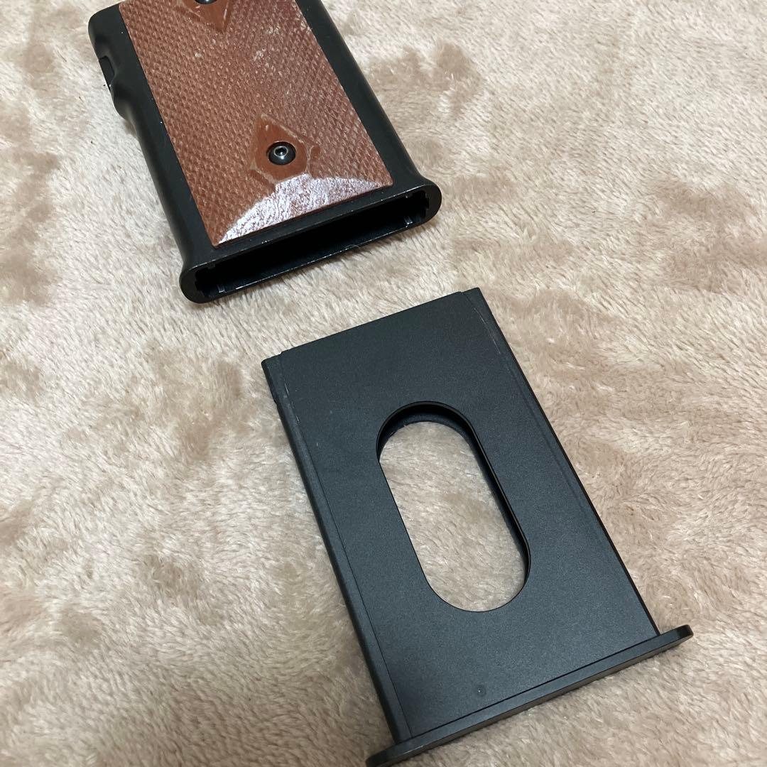 名刺入れ コルトM1911風 ガバメント ハンドガン 金属製 値下げ可能