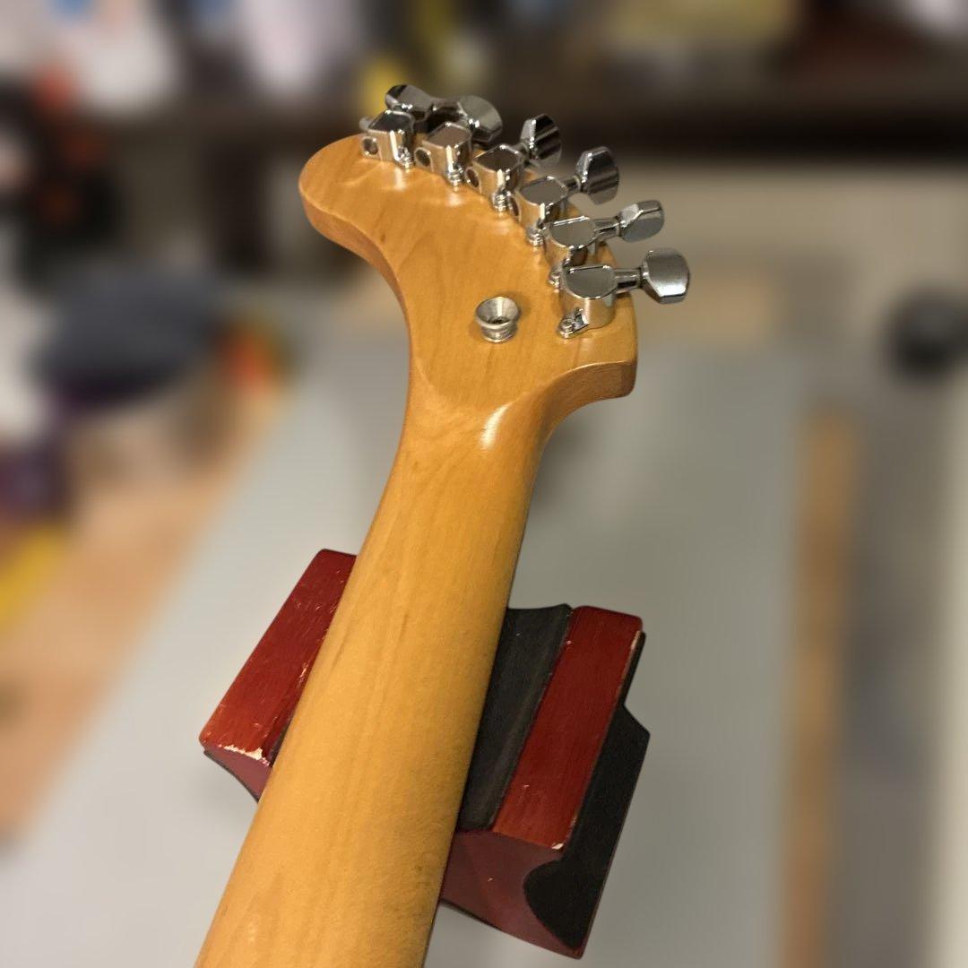 Fernandes zo-3 赤