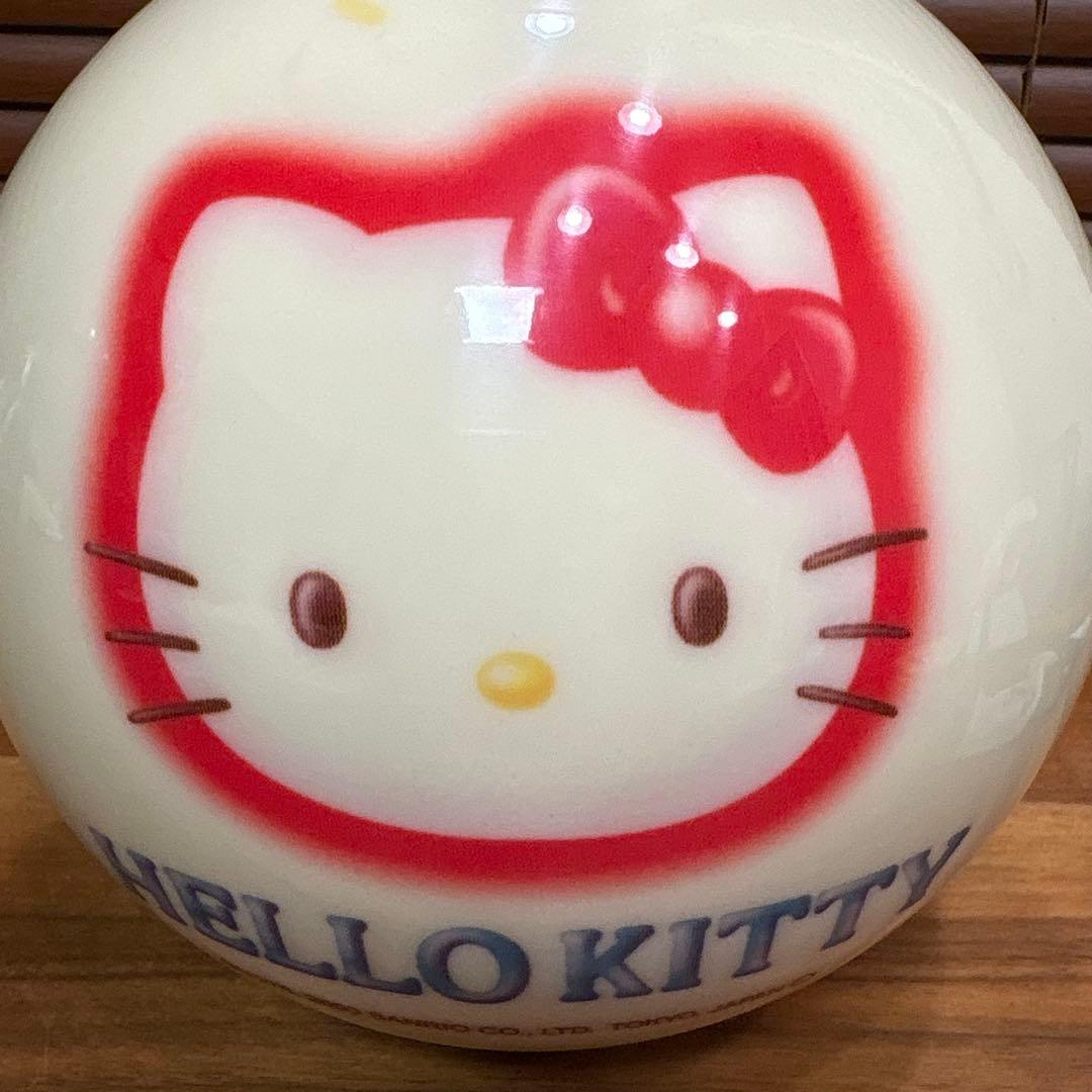 2003年☆新品　ハローキティ　ボウリング　玉