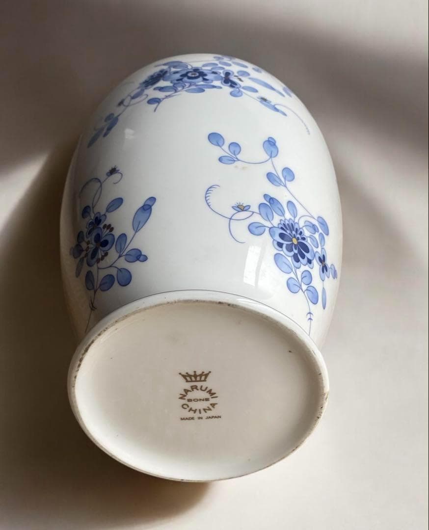 1000円引き★NARUMI（ナルミ ）の花瓶『ミラノ』 金彩に剥げなし