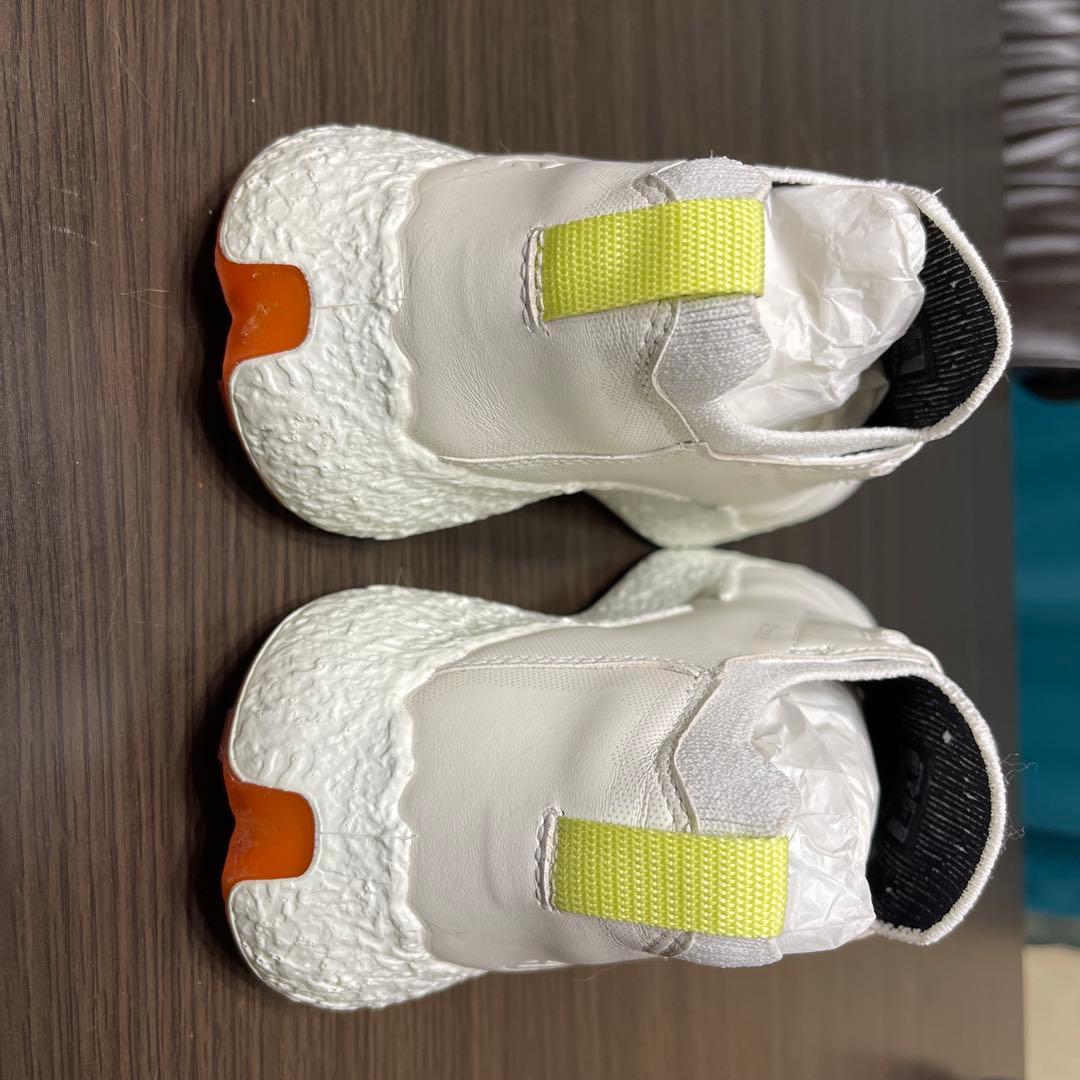 ホワイト ゴルフシューズ BOAシステムBIOM H5 23.5