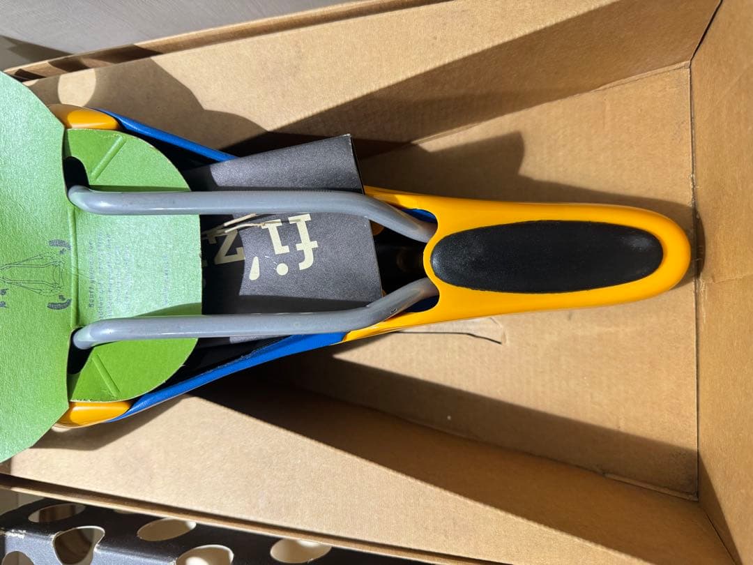 希少 fizik フィジーク DH サドル OLD MTB