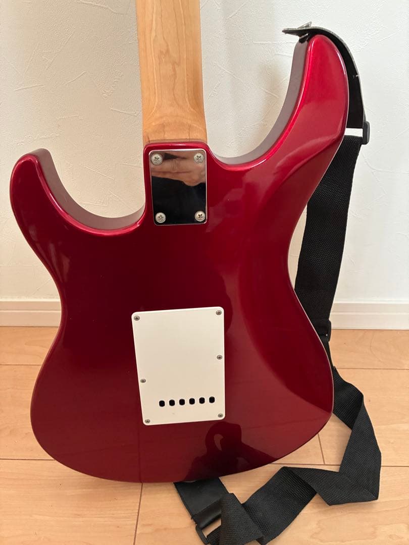 YAMAHA PACIFICA 012 レッドメタリック