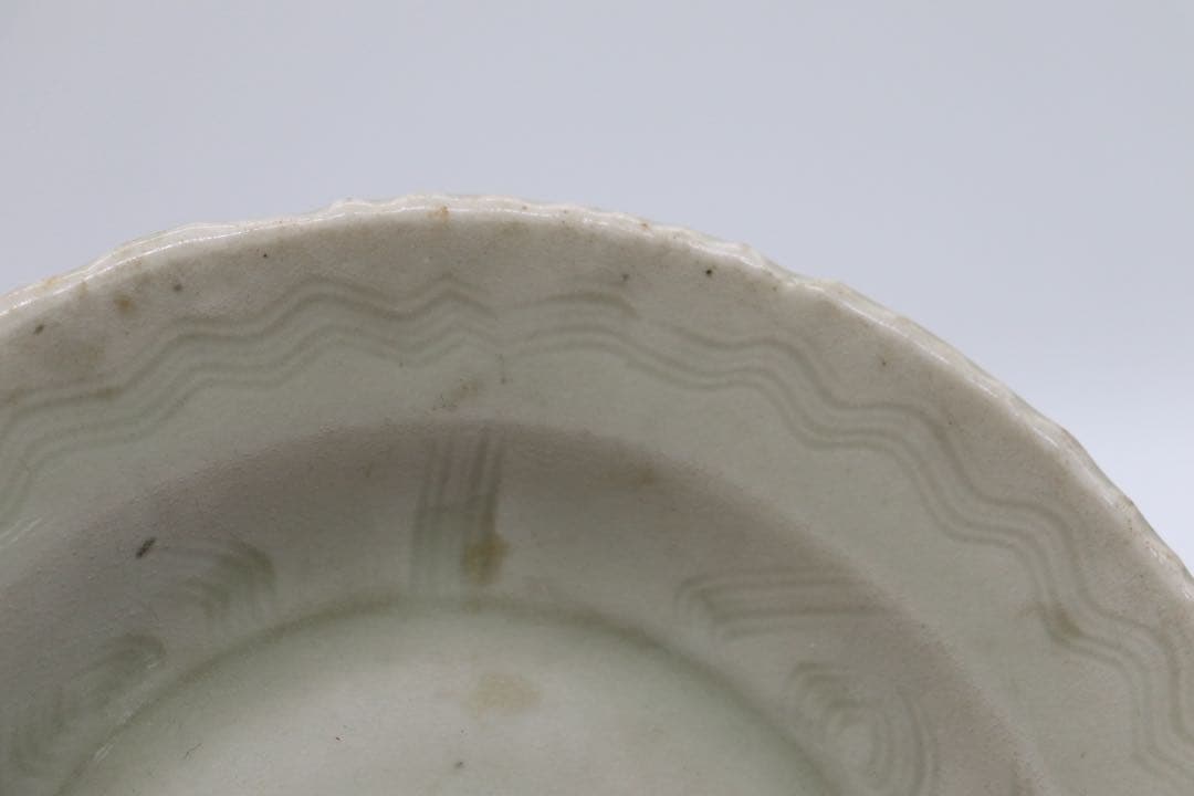 中国　青磁　皿　龍泉窯　アンティーク　送料込み250816