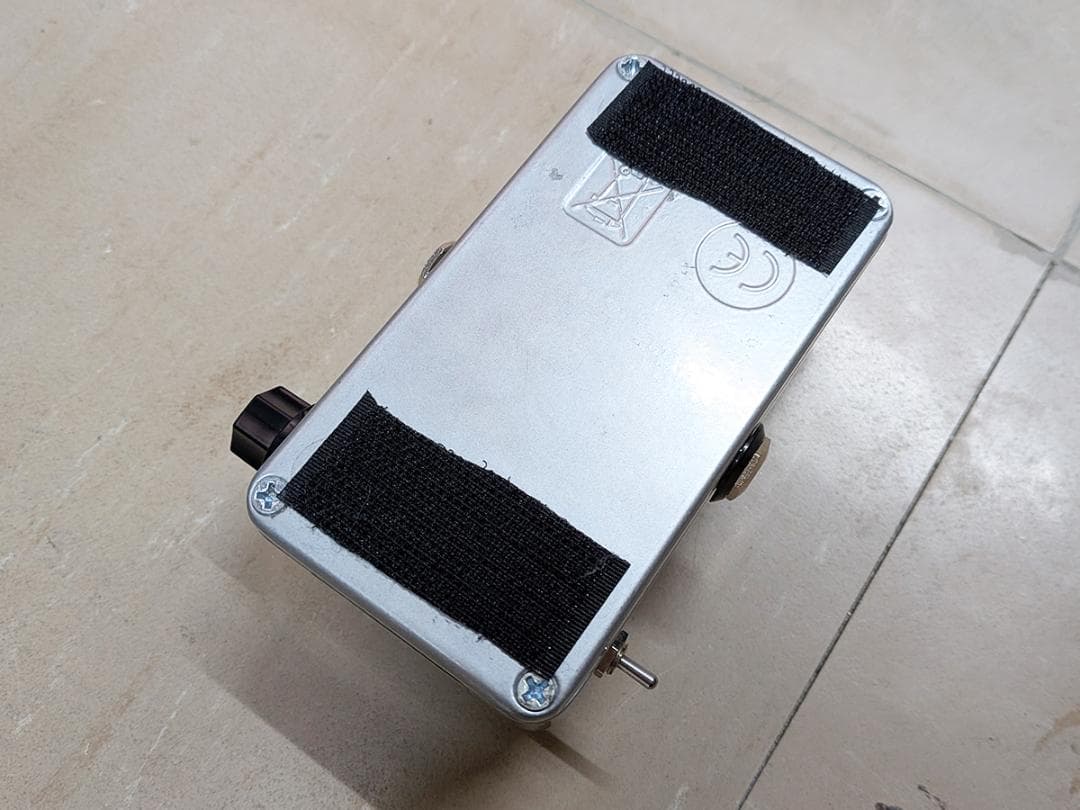 ギター JHS Pedals Triangle Muff Illuminati Mod