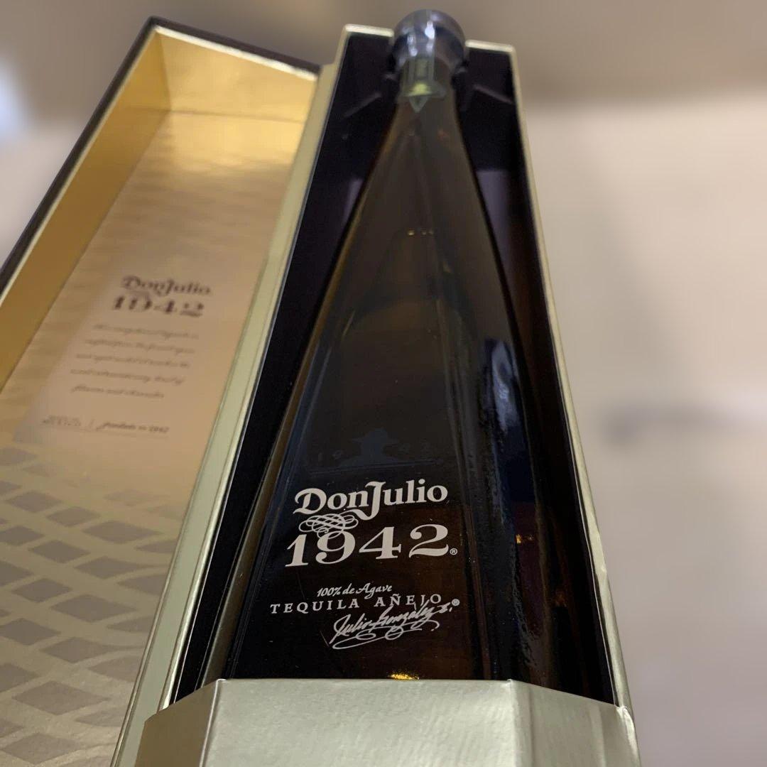 新品　ドン・フリオ 1942 750ml 箱入り[ テキーラ ギフトBox入り