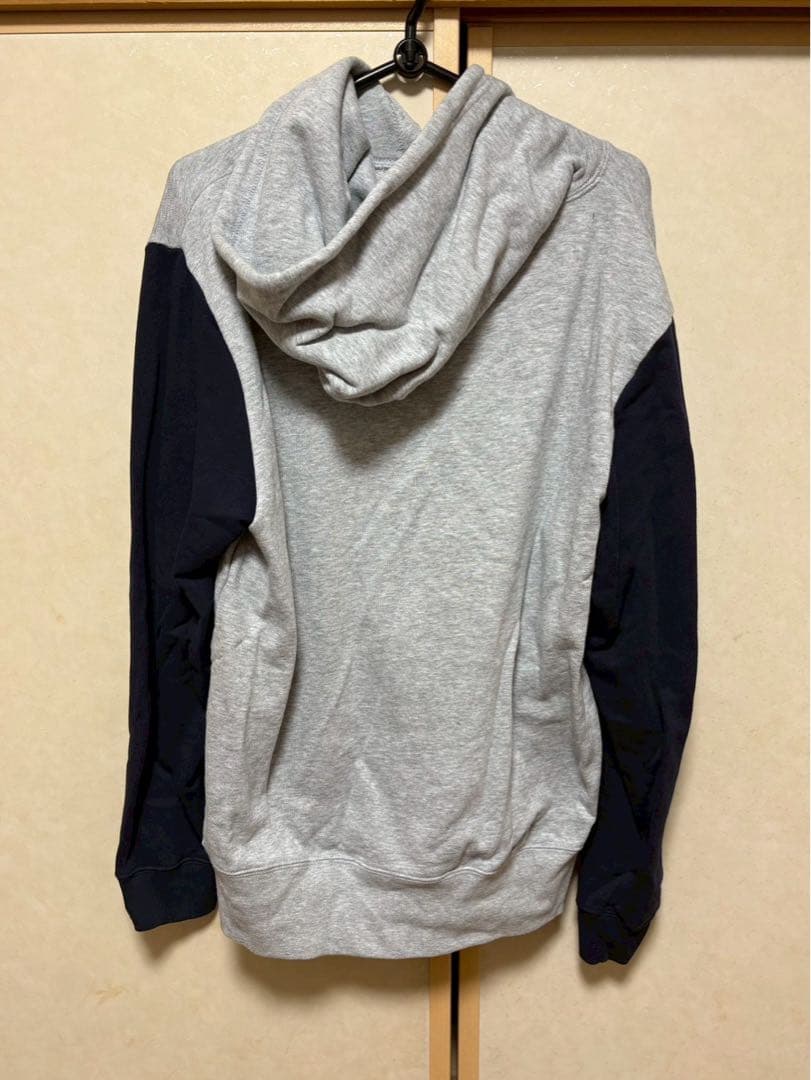 横浜DeNAベイスターズ +Bくまのプーさんスウェットパーカー Mサイズ