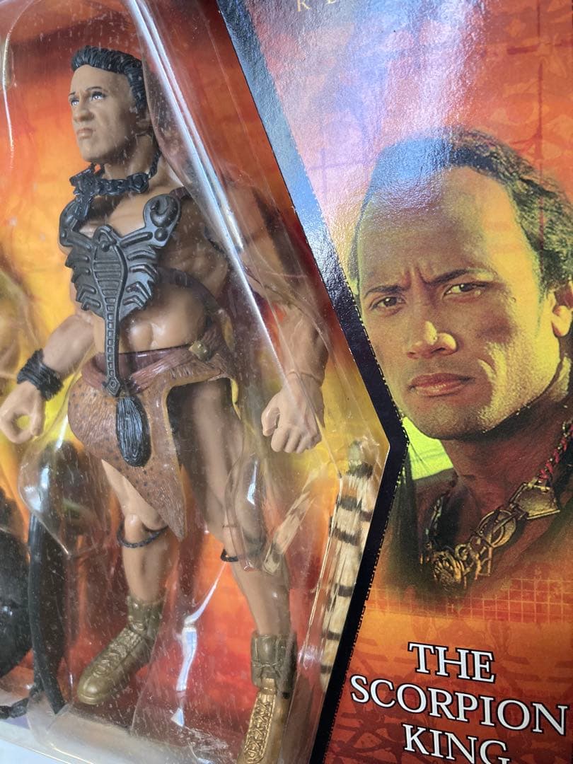 ザ・ロック　２バージョンのフィギュア　ROCK SOLID