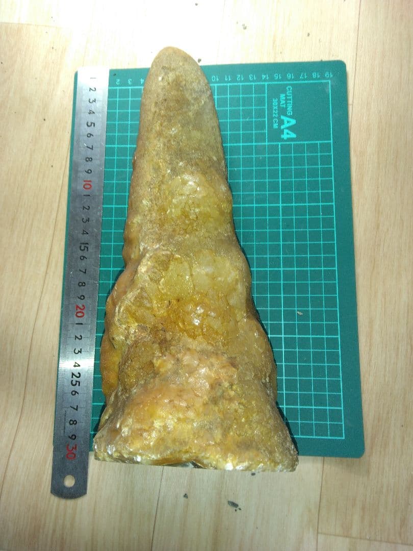 鍾乳石　天然石　大型標本