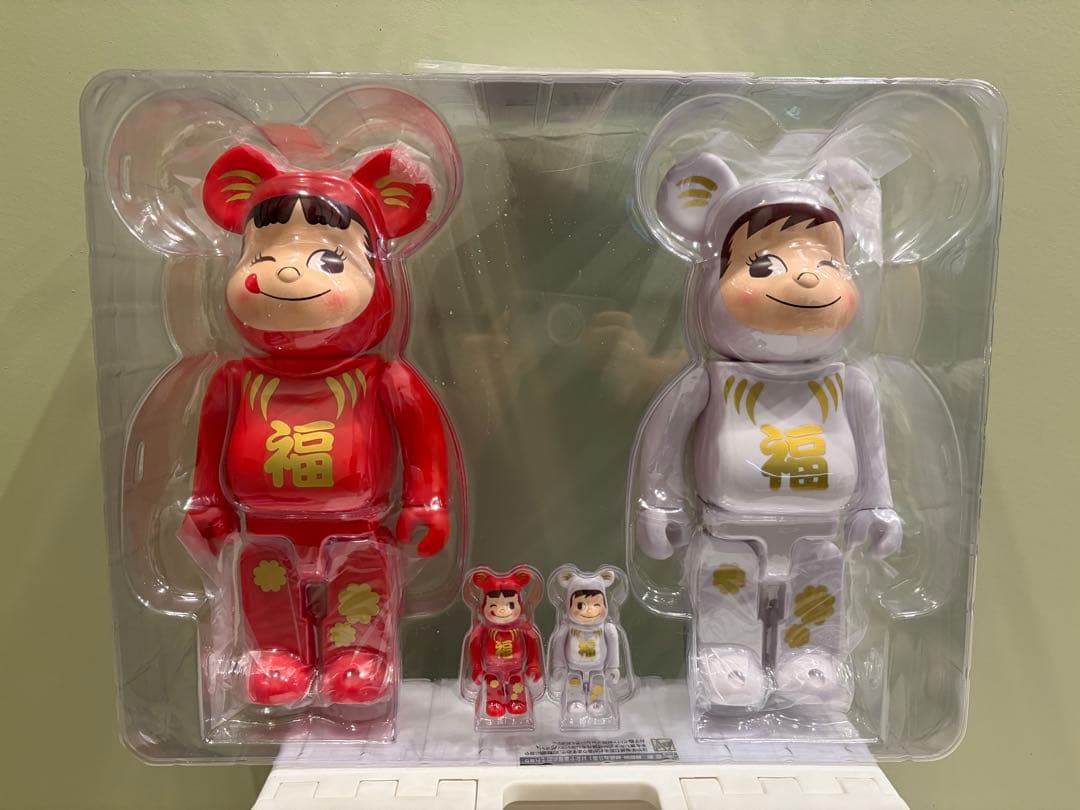 BE@RBRICK 達磨 ペコちゃん ＆ ポコちゃん 100％ & 400％