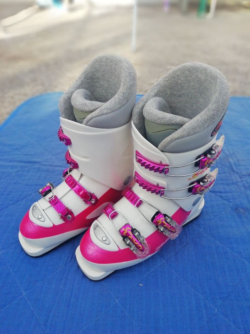 ROSSIGNOL (ロシニョール) 　スキーブーツ　23cm ～ 23.5cm