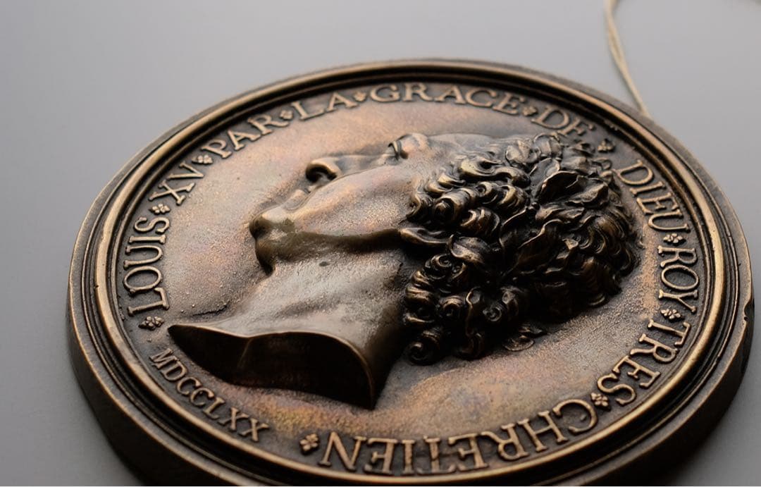 フランス ルイ15世高浮彫 メダル レプリカ彫刻 アンティーク風 ヴィンテージ