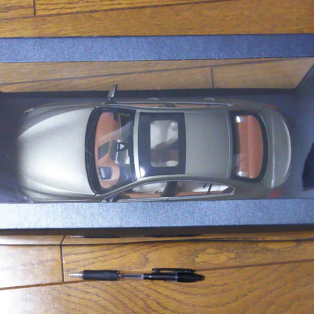  6series グランクーペ 1/18モデル