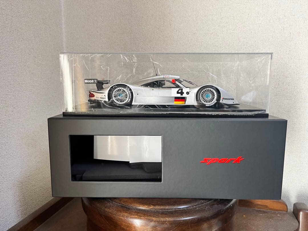 1/18 スパーク Mercedes CLR Le Mans 1999