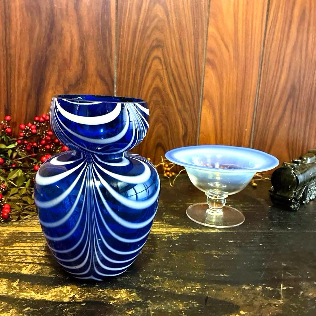 骨董　時代ガラス　超希少　瑠璃色ガラス　掻き揚げ　ヒヤシンス瓶　水耕栽培