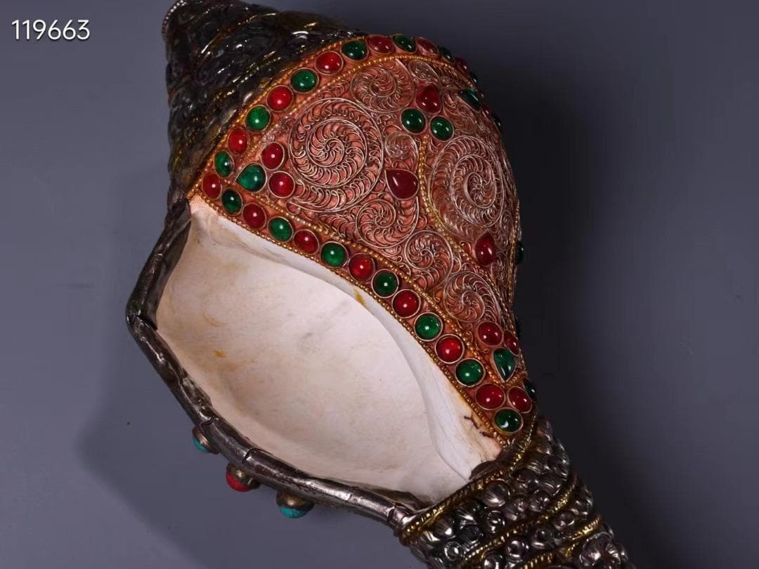 中国古美術・蔵伝工芸・花糸モザイク宝石・天然サザエ包銀 法螺法器・置物・文房具