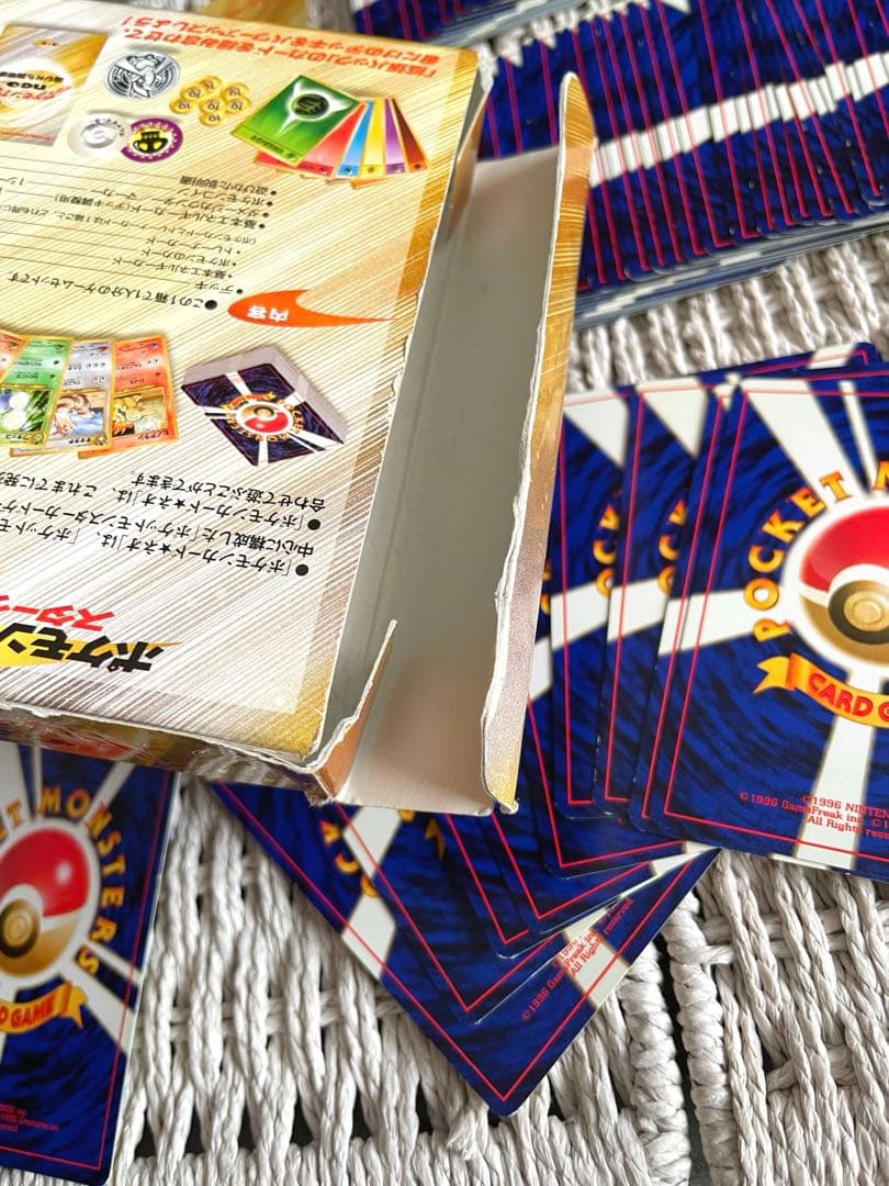 箱・説明書付 ポケモンカード 旧裏 neo 第1弾 スターター キラあり 当時物