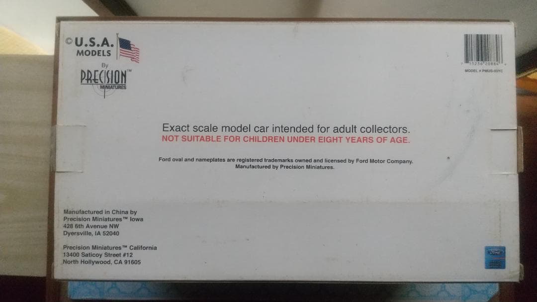 1950 Ford Yellow Cab 1/18 スケール