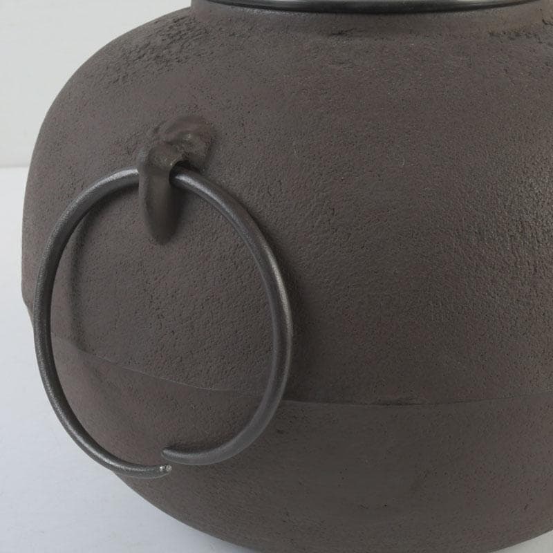 茶道具　釜師　畠春斎作　丸形釜　共布共箱　V　9899A