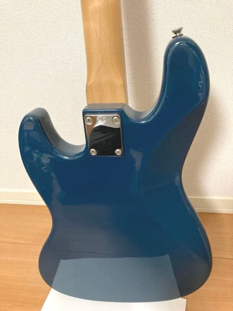 Brianエレキベース ブライアン　byBacchus アルダー　ジャズベース