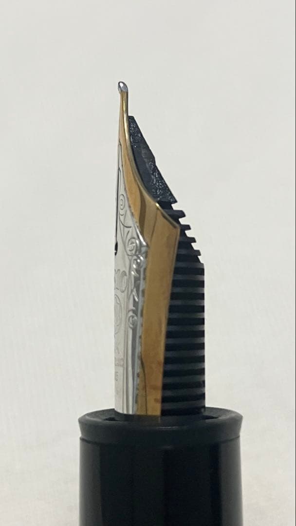 モンブラン 149 万年筆 14K中白 エボナイト芯 動作確認済(ほぼ未使用)