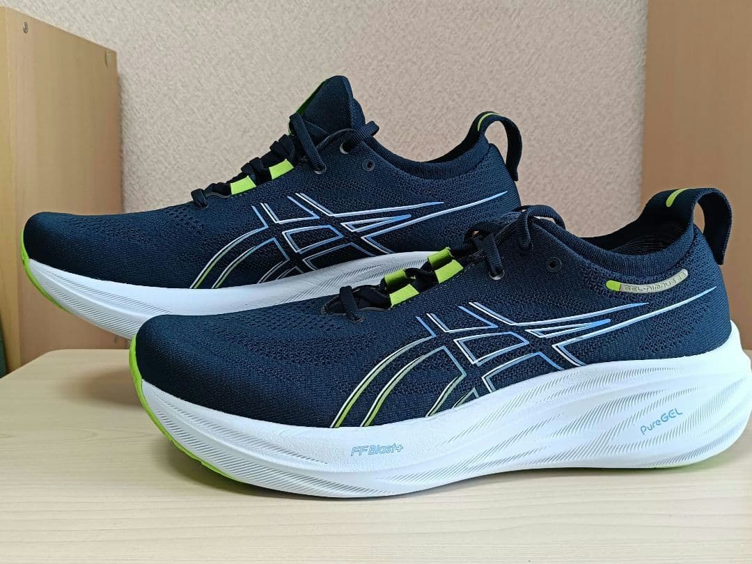 新品　asics　アシックス　Gel-Nimbus ランニングシューズ　28cm