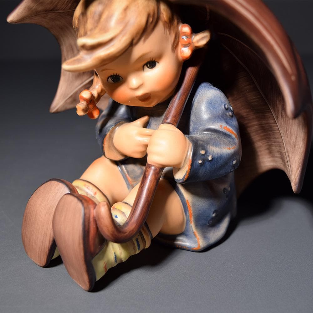 ドイツ Goebel ゲーベル 傘の少年 傘の少女 フンメル人形 フィギュリン