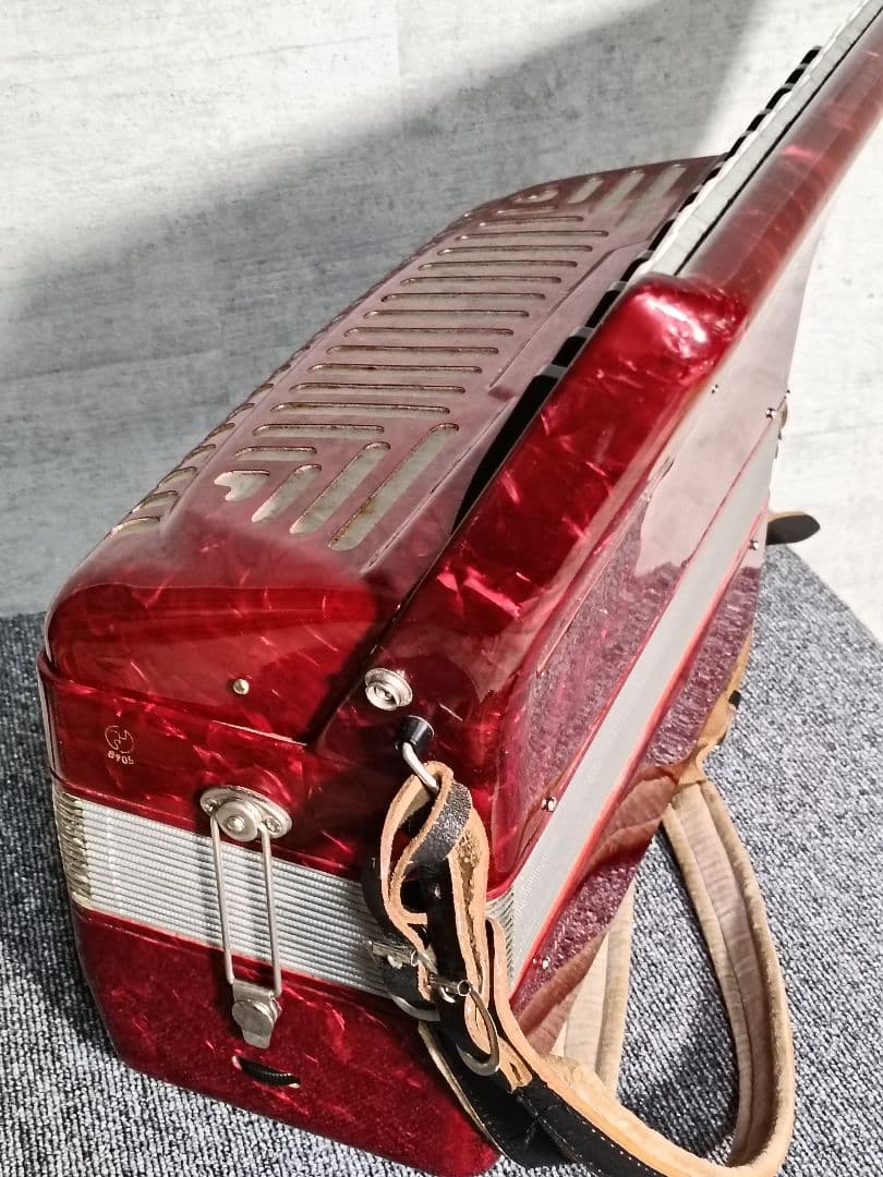 YAMAHA 赤アコーディオン 30鍵 美品です！音出し確認済み品