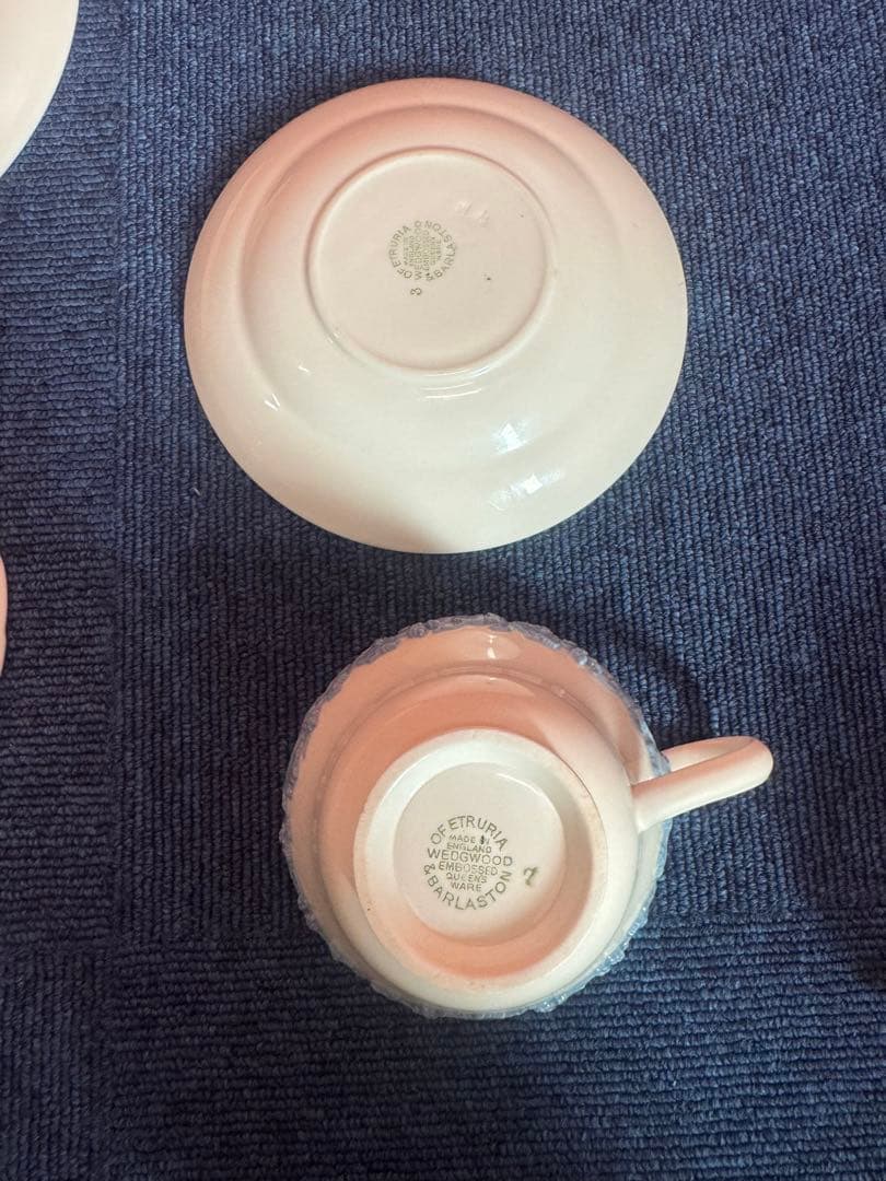 2046 ウェッジウッド クイーンズウェア カップ＆ソーサ1客　鉢1客　皿1客