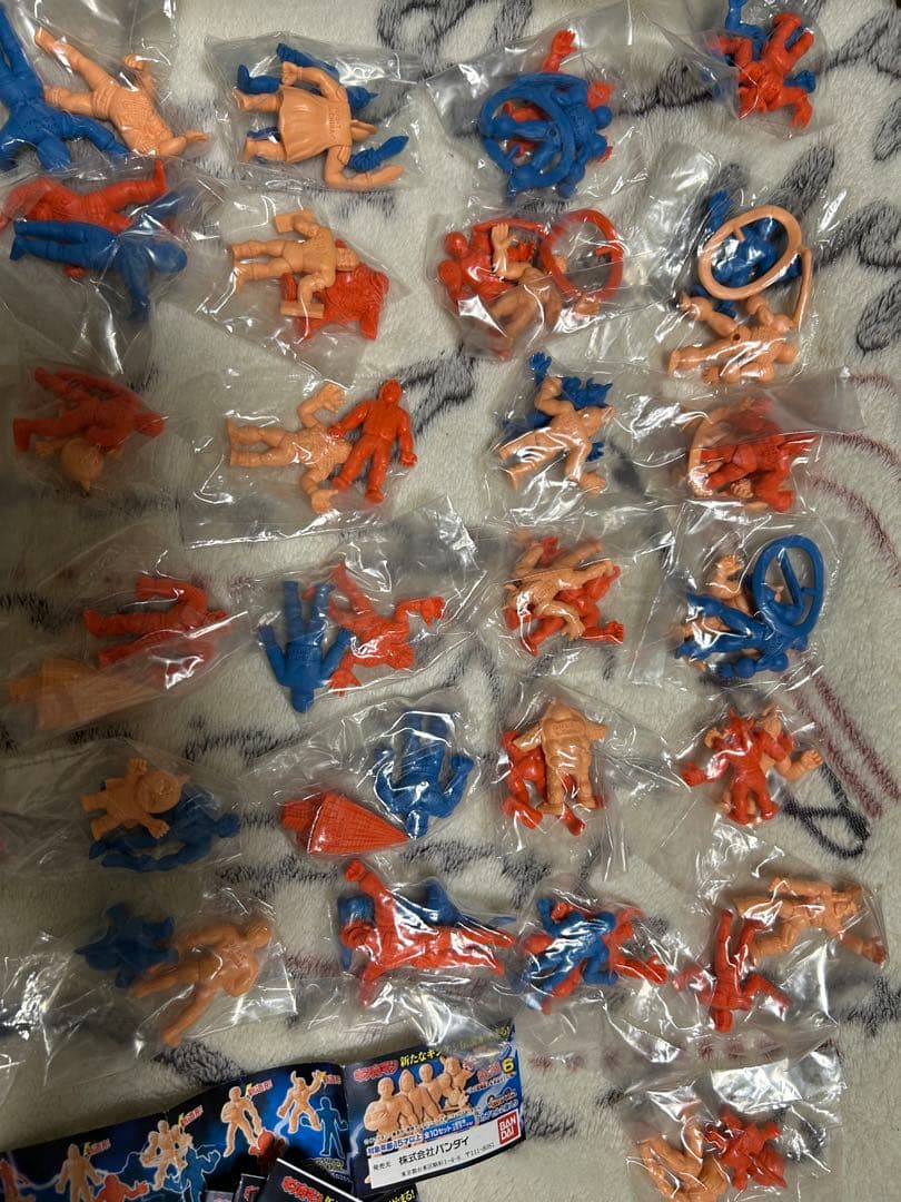 キン肉マン　キンケシ復刻版６　7人の悪魔超人&黄金のマスク編 31セット62体