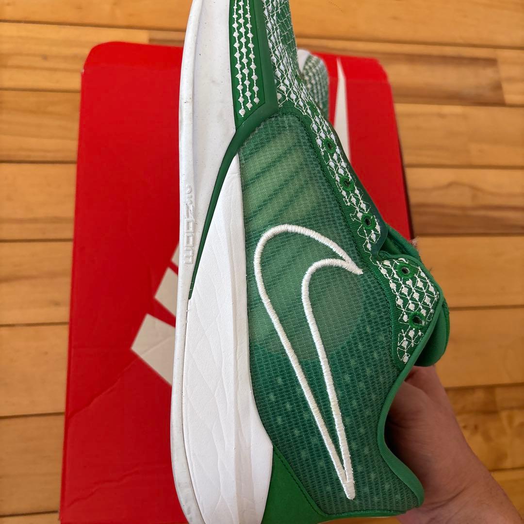 Nike バスケットボールシューズ 緑色