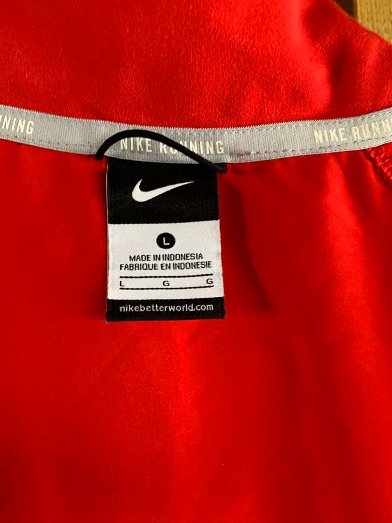 ☆女性用☆ Nike Running ジャケット Lサイズ レッド