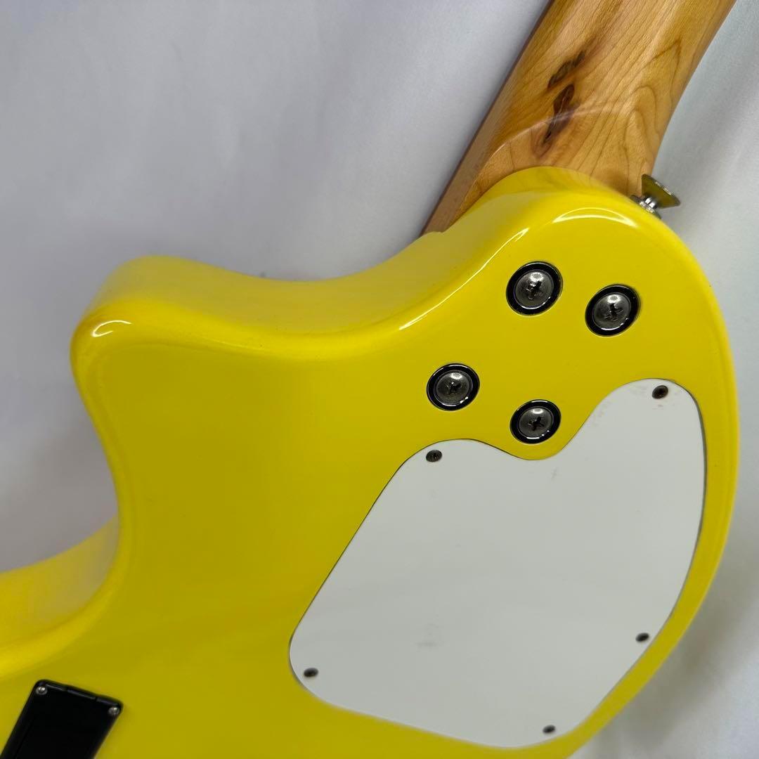 【美品】ZO-3 イエロー アンプ内蔵ミニギター 専用ケース付 ぞーさん　黄色