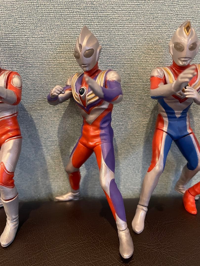 【発光ギミック付】ウルトラヒーロー ソフビフィギュア 6体セット（昔のガチャ品）